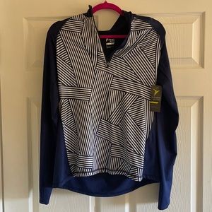 Old Navy NWT Go Dry Active Top